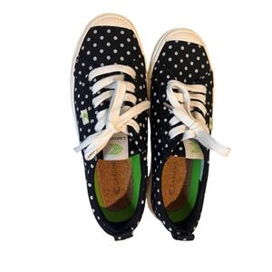 Cariuma Women's Black‎ Polka Dot Low Top Canvas Sneakers Size 7.5